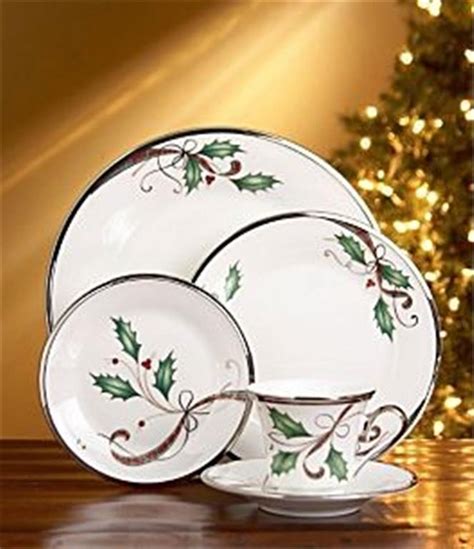 00 B3999 Wedgwood Christmas Tea Cup and Saucer Ornament 70. . Lenox christmas china